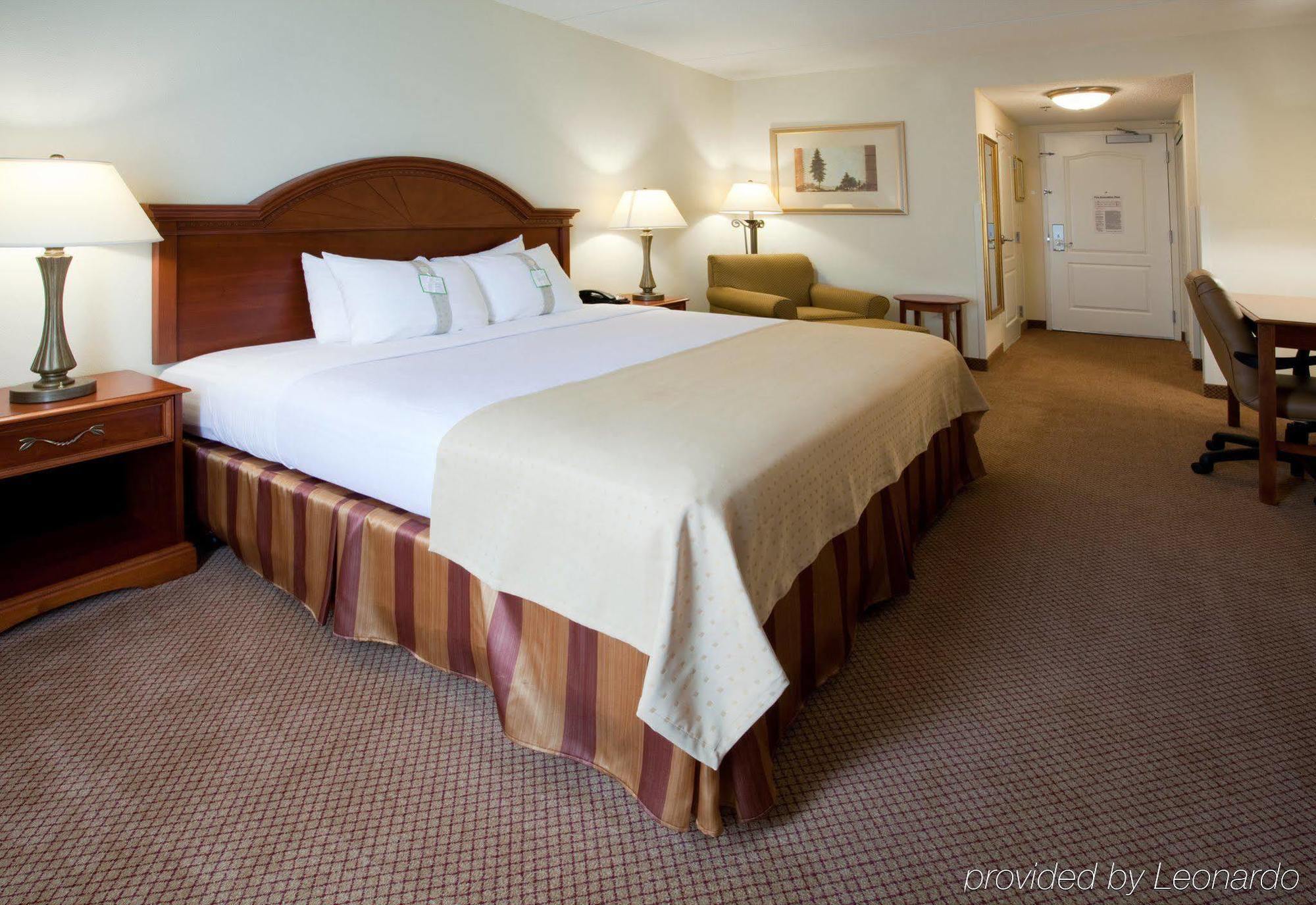 Holiday Inn Raleigh Durham Airport, An Ihg Hotel Morrisville Room photo